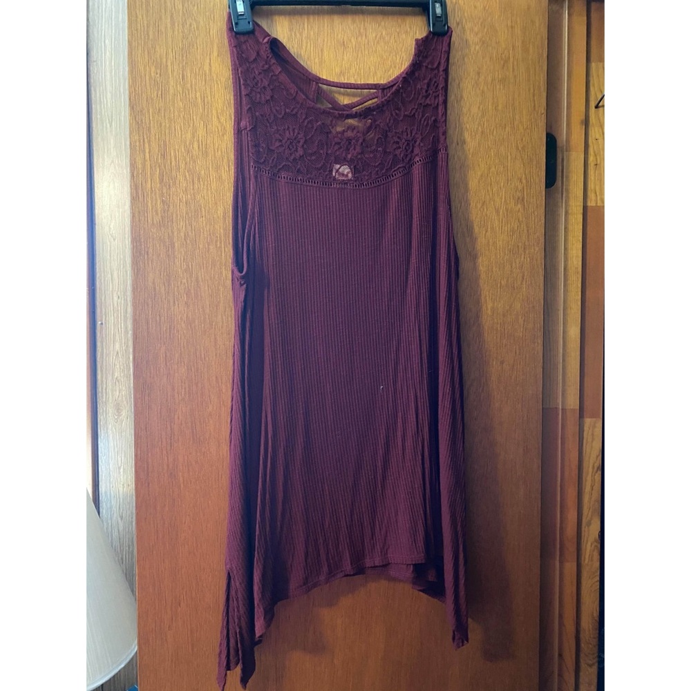 Maroon tank top